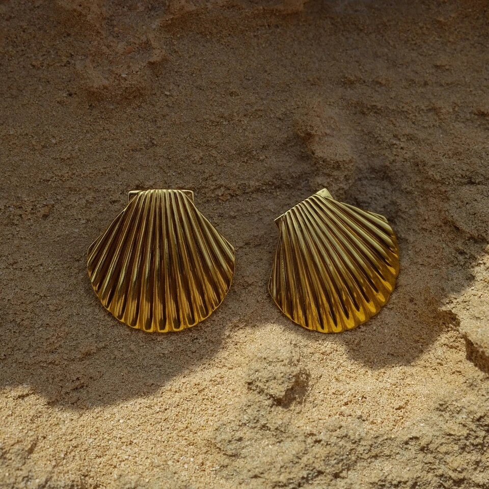 Shell Studs