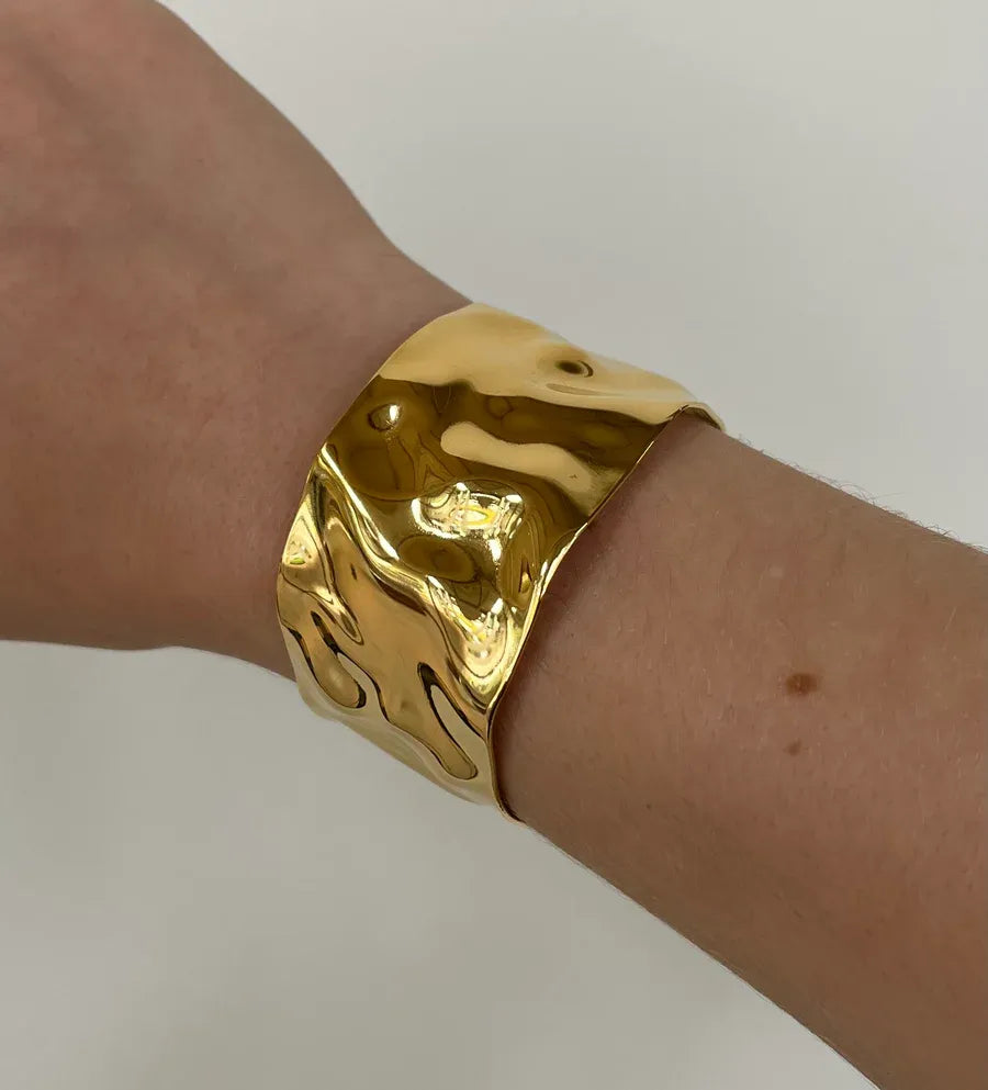 Bracelet Cuff