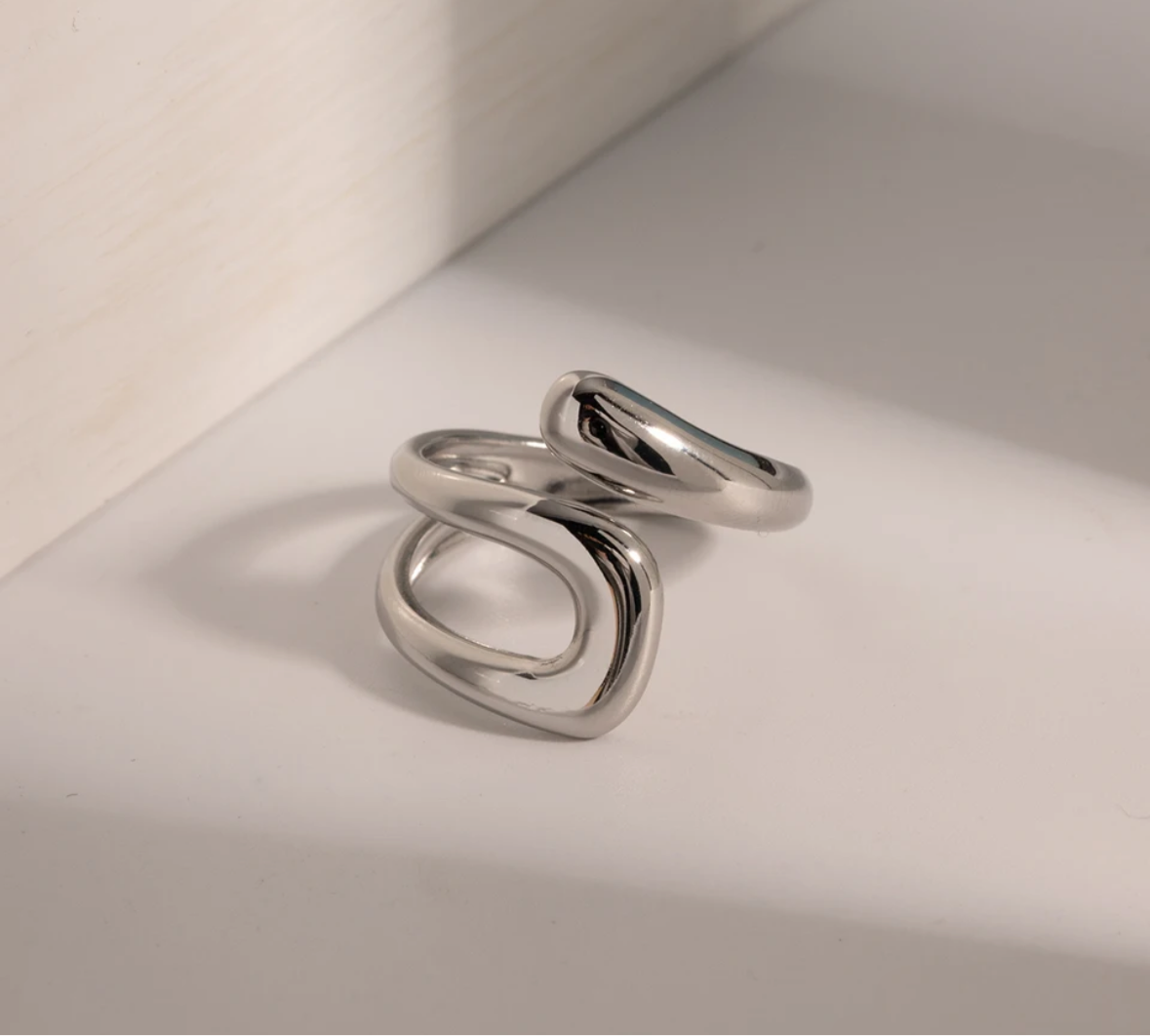 Hollow Layered Ring