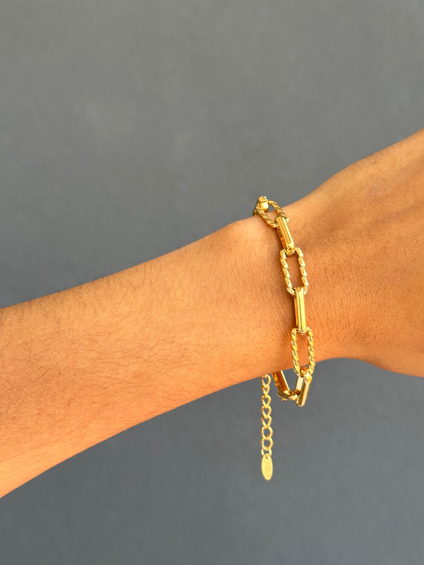 Textured Chain Bracelet