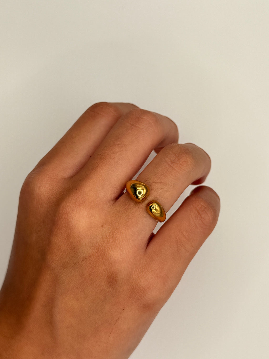 The Stefania Ring