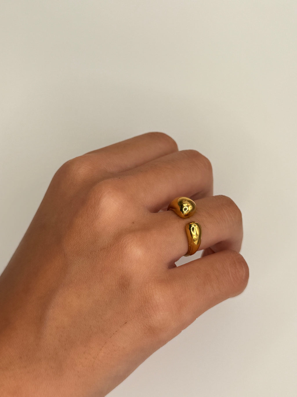 The Stefania Ring
