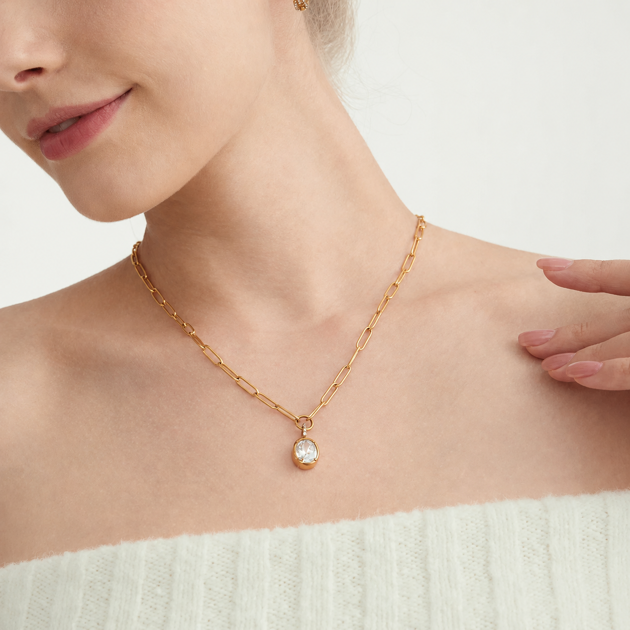 The Essential Layer Necklace